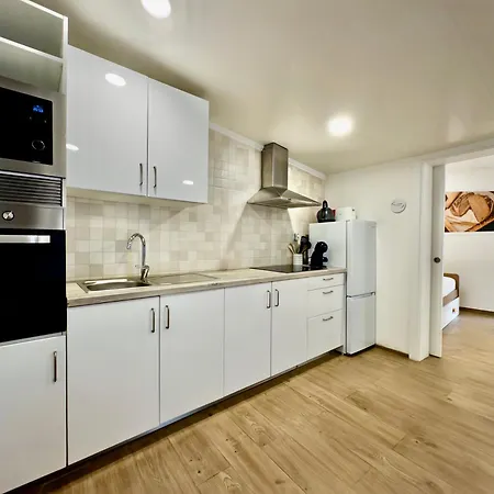 Matias Nature - Mountain In Serra Da Estrela, Seia Carragozela